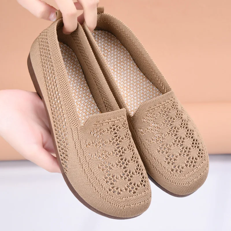 Women's summer new mesh shoes with soft sole and shallow mouth, lazy casual shoes, breathable mesh fabric, mother's shoes 1