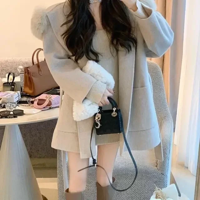 Woolen Coat Female Winter Medium Length Korean Version Loose Large Hairy Collar Small Person Hepburn Wind Thickened Woolen Coat