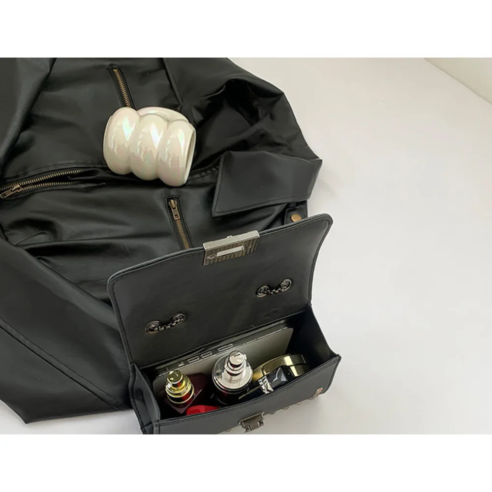 Borsa per donna 2024 nuova versione coreana piccola borsa a tracolla quadrata con tracolla singola, borsa da donna versatile alla moda,_voghion.com