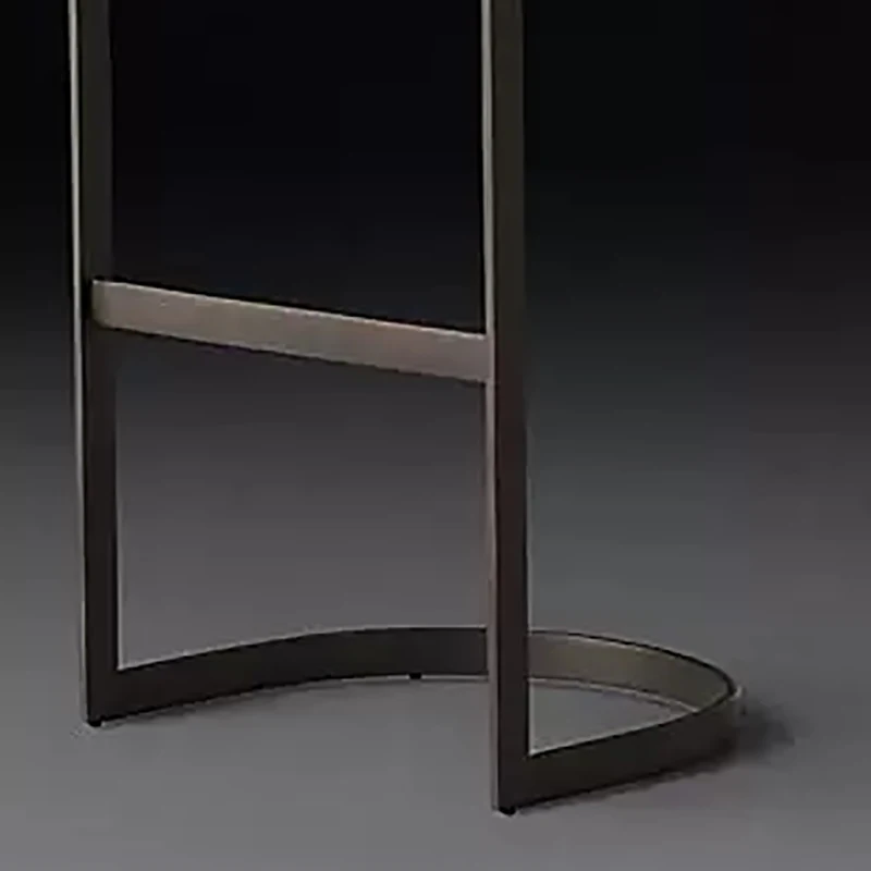 Рисунок 4 - Стул барный с металлическим дизайном