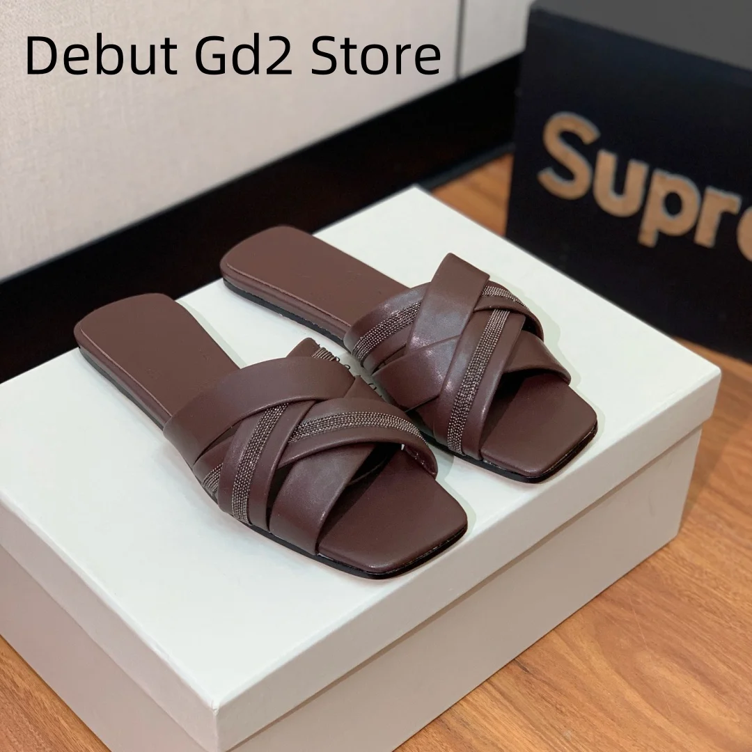 Top quality 2024 new flat shoes Italian luxury women's summer slippers Fashion casual shoes Simple and comfortable women's shoes