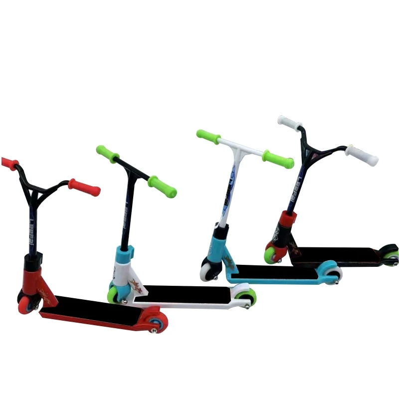 

Alloy Finger Scooter with Mini Scooters Tool and Finger Board Accessories Skateboard Finger Toy for Toddler Random Color Y55B