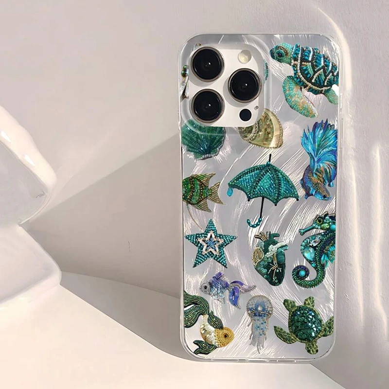 Heart-Shaped Stars & Floral Patterns Phone Case Cover