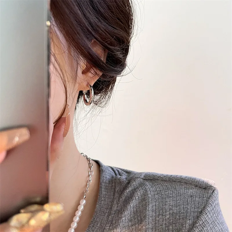 Metal Circle Clip Earrings No Hole Ear Clips Round Clip on Earring Without Piercing Minimalist Earring CEtD1059 ear clip earrings,clip earrings,ear clip