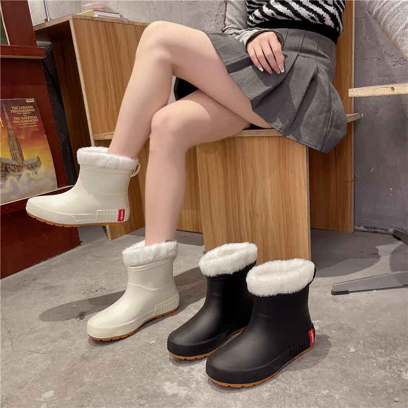 Zapatos de lluvia para mujer, botas de goma con pelo, impermeables, calzado de agua para jardín, Invierno - AliExpress