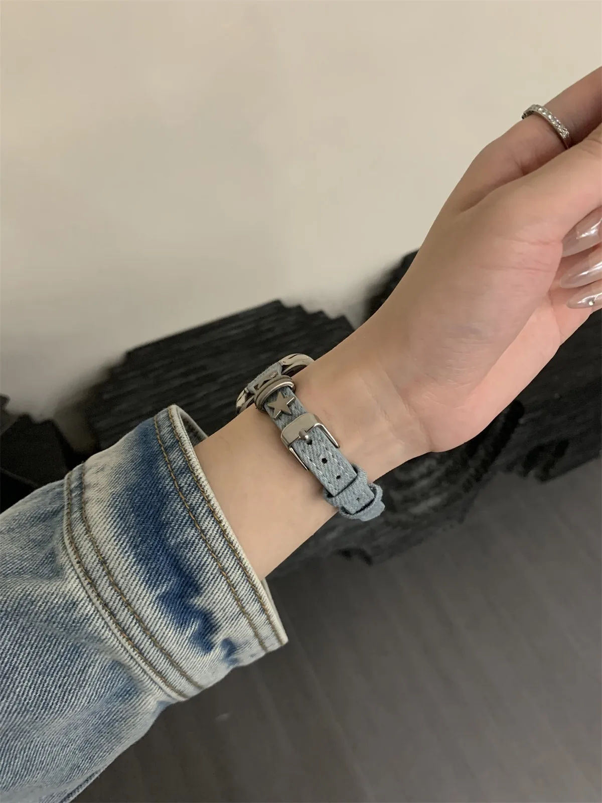 Bracelet de montre pour iWatch 42/44/45/46/49 mm 38/40/41 mm Bracelet de montre mode et loisirs pour montres série Ultra2 série 10/9/8/7/6/5/4/3/2/1_voghion.com