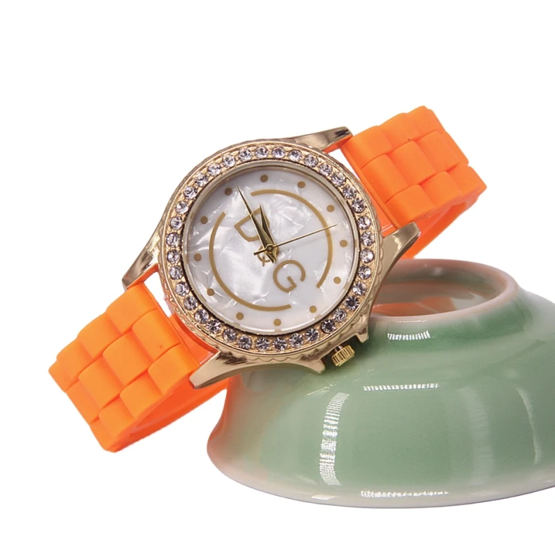 Fashion Dqg Brand Women Orologi Orange Silicone Waterproof Diamond Mens Orologi Da Polso Al Quarzo Ladies Digitales Clock Bracciale Gift