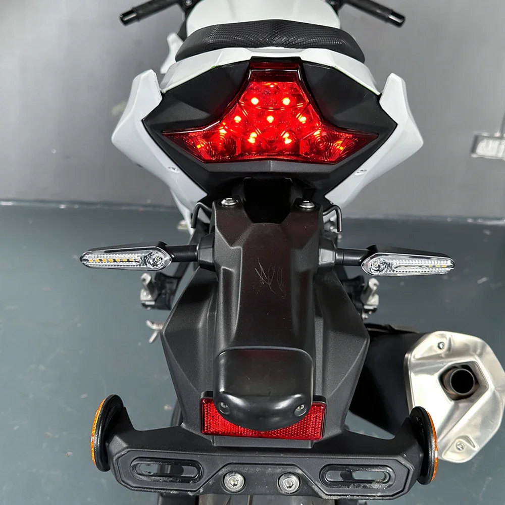 Front Rear LED Turn Signal Flowing Light For KAWASAKI Z900 Z1000