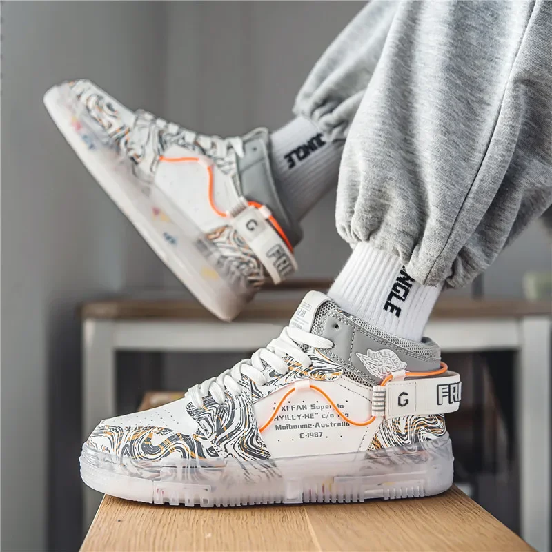 

High and low top board shoes 2023 Autumn men's new fashion trend thick soled casual sneakers Versatile student running shoes