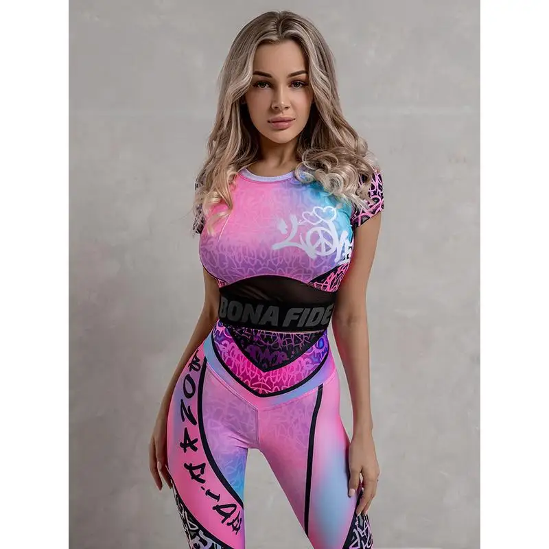 

Tight Fashionable Printed High Waisted Fitness Set Short Sleeved Casual Yoga Workout Set Sports Top Legging 2pcs Set Women