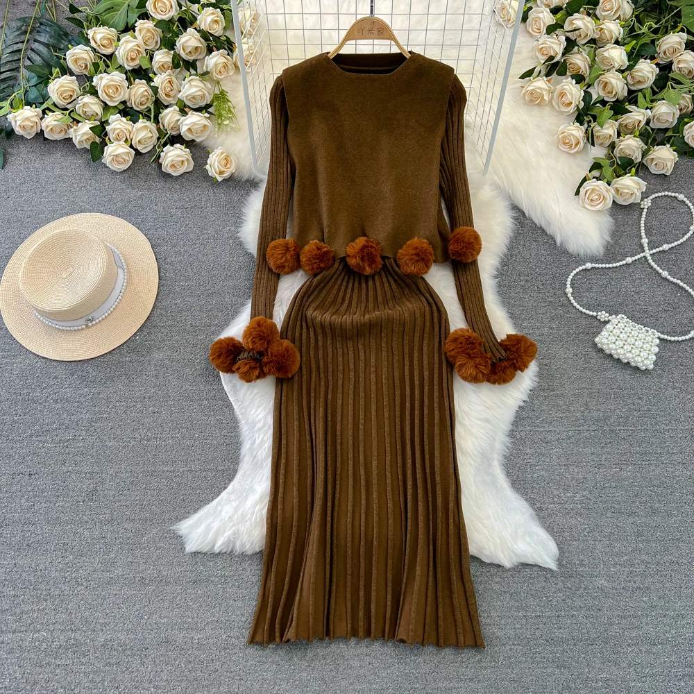 

SuperAen 2024 осенне-зимний модный стильный многослойный вязаный жилет комплект из двух предметов платье-свитер трапециевидной формы с круглым вырезом