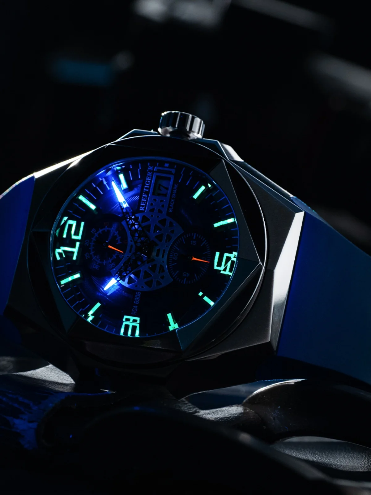 Reef Tiger Men Automatic Watch 43mm Mechanical Wristwatch Luminous
