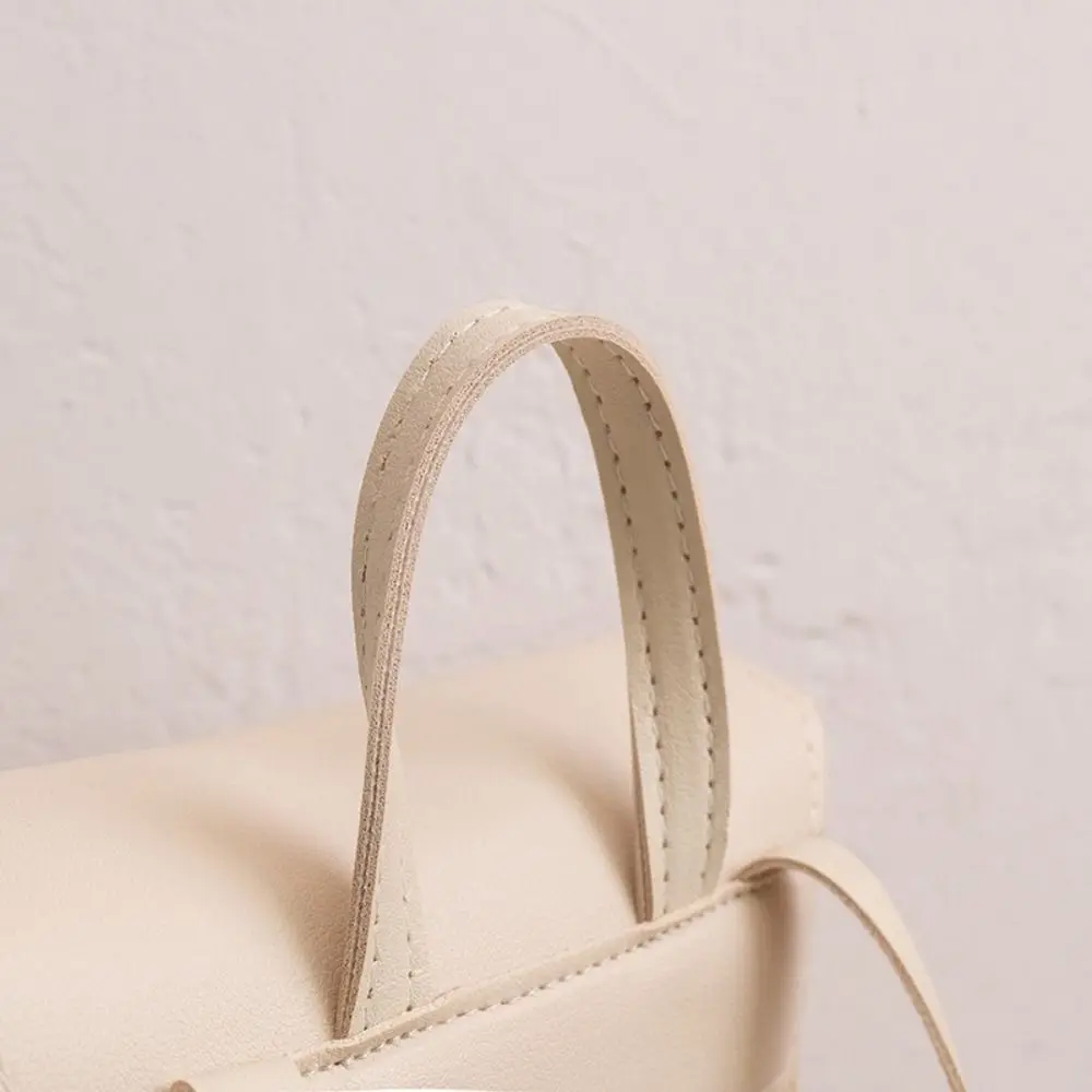 Elegant Vintage-Style Woven PU Leather Straw Backpack
