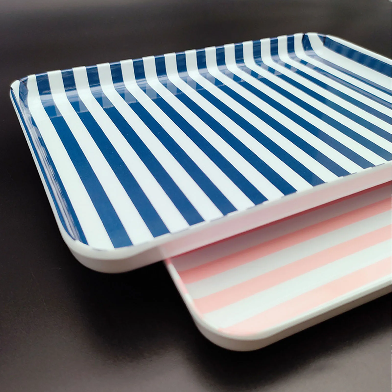 2pcs Food Serving Tray Plastic Couple Food Tray Platter for Home Dessert Salad Fruits Breakfast Entertaining