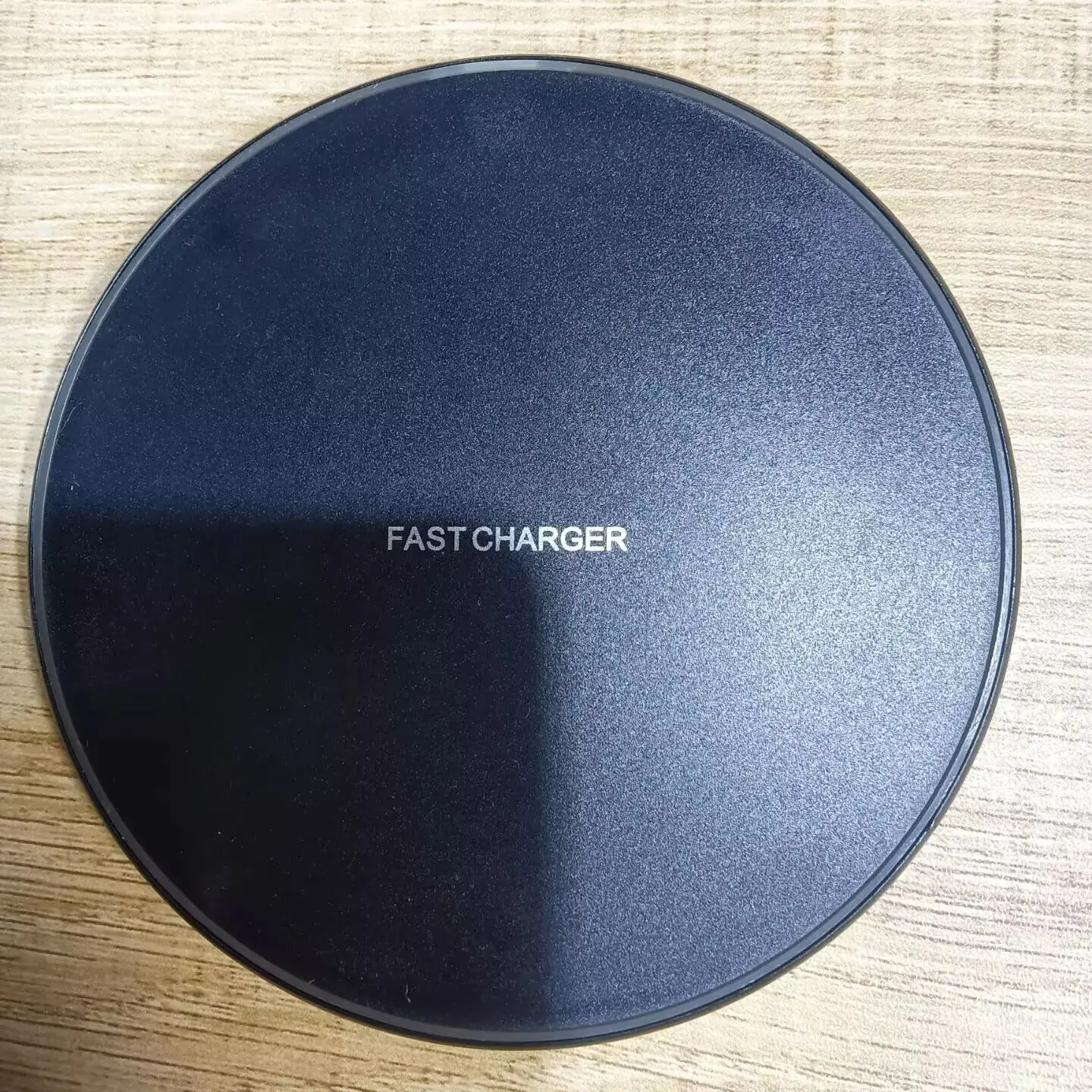 Wireless Charging Pad Fast Wireless Charger Pad For iPhone 14 13 12 11 Pro XS Max Samsung Smart Watch Phone Charging Pad For Xiaomi Huawei Phone