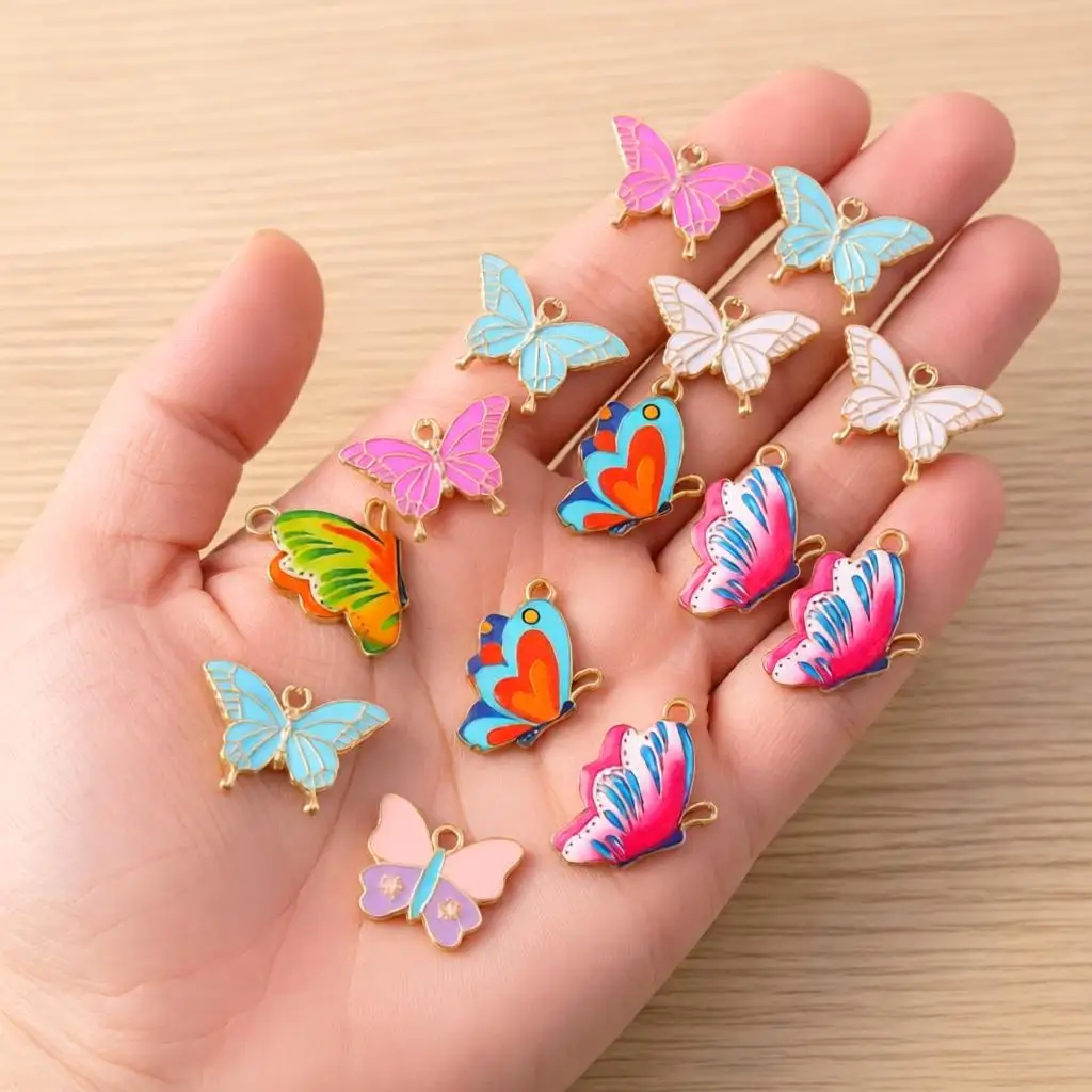 10 Stück Niedliche Tieranhänger Bunte Emaille Fliegende Schmetterlinge Anhänger für Schmuckherstellung Halsketten Ohrringe DIY Bastelzubehör