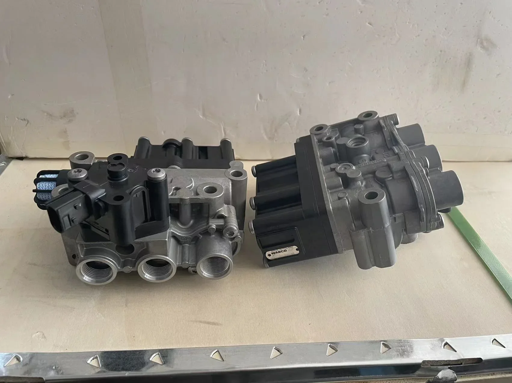 4728900600 4728900610 Magneetventiel Ecas Kamaz 5490 54901 6580 Europese Vrachtwagenonderdelen