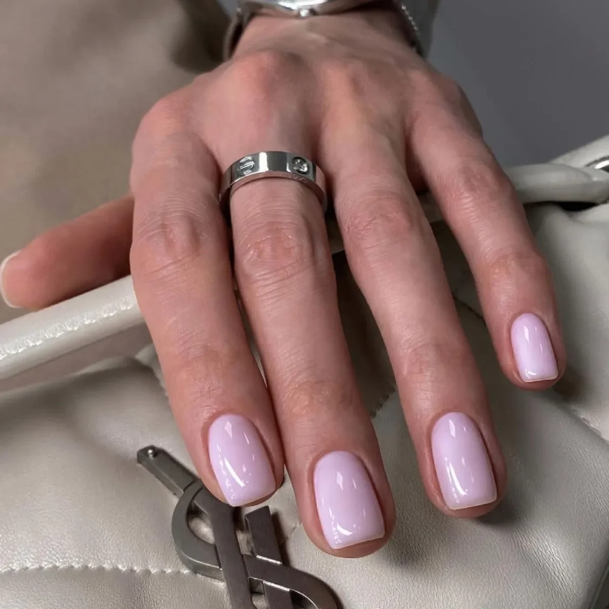 24-Piece Set of Simple White Press-On False Nails
