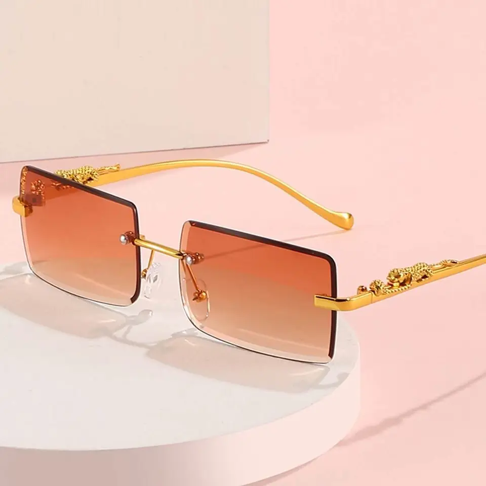 ������� ���簢�� ���� ���۶�, �ݼ� ġŸ ���, �غ� ���࿡ ����, UV400