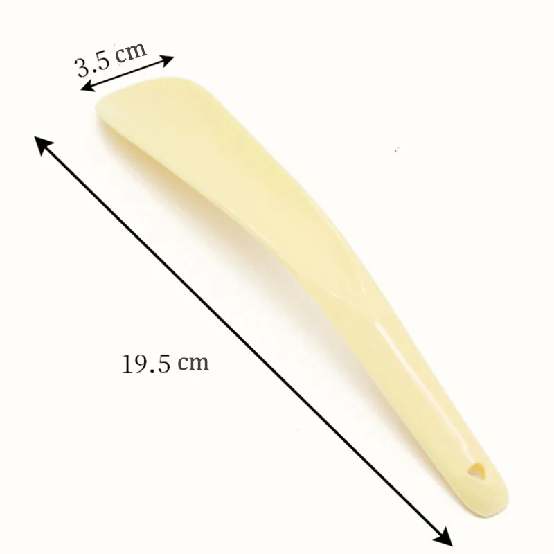 다채로운 색상의 가벼운 플라스틱 구둣주걱, 남녀노소 모두를 위한 휴대용 신발 착용 보조기구, 노인을 위한 휴대용 액세서리