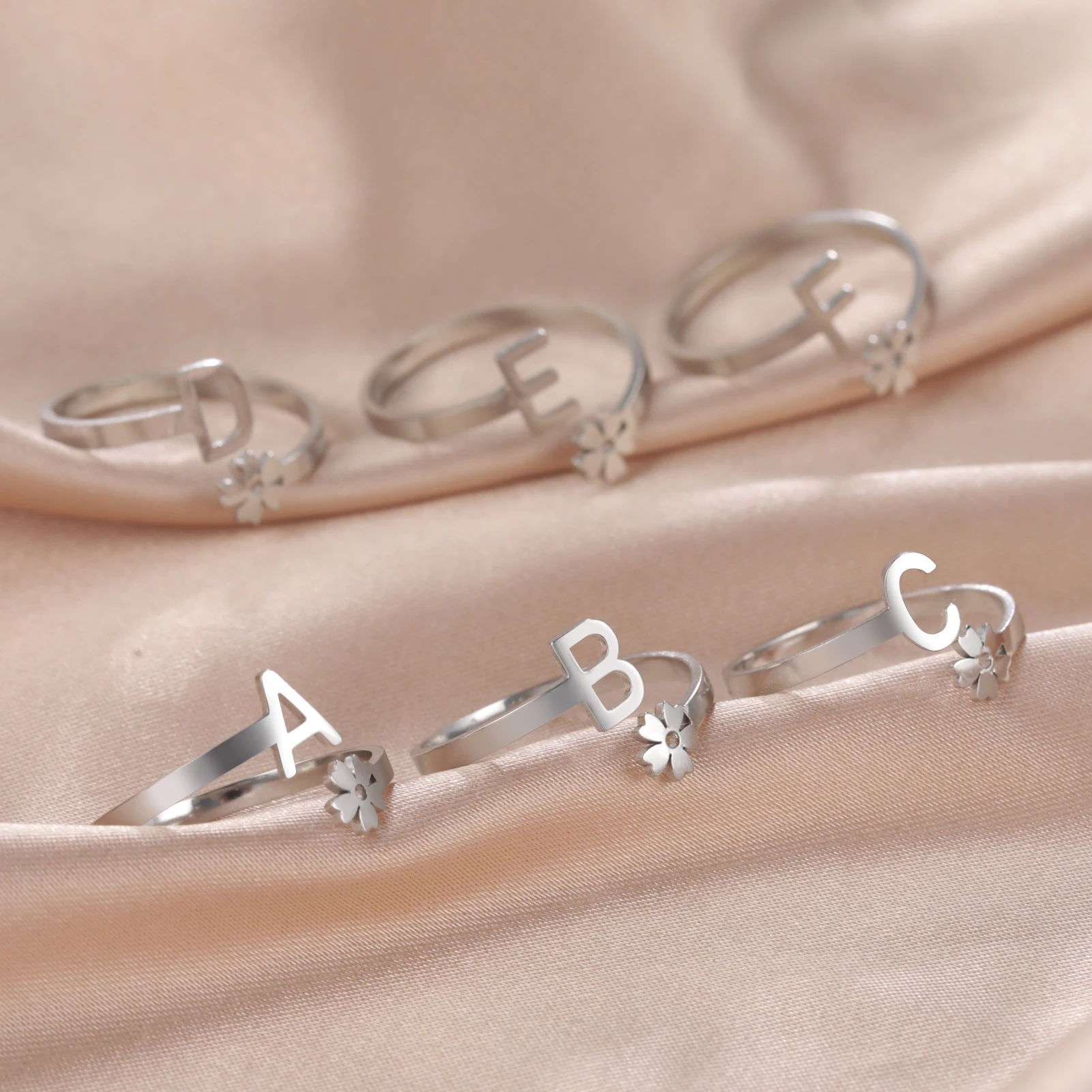 Amaxer Tiny Initial Letter Rings For Women Stainless Steel Flower Alphabet Finger Adjustable A-Z Ring Boho Aesthetic Jewelry Gif 4