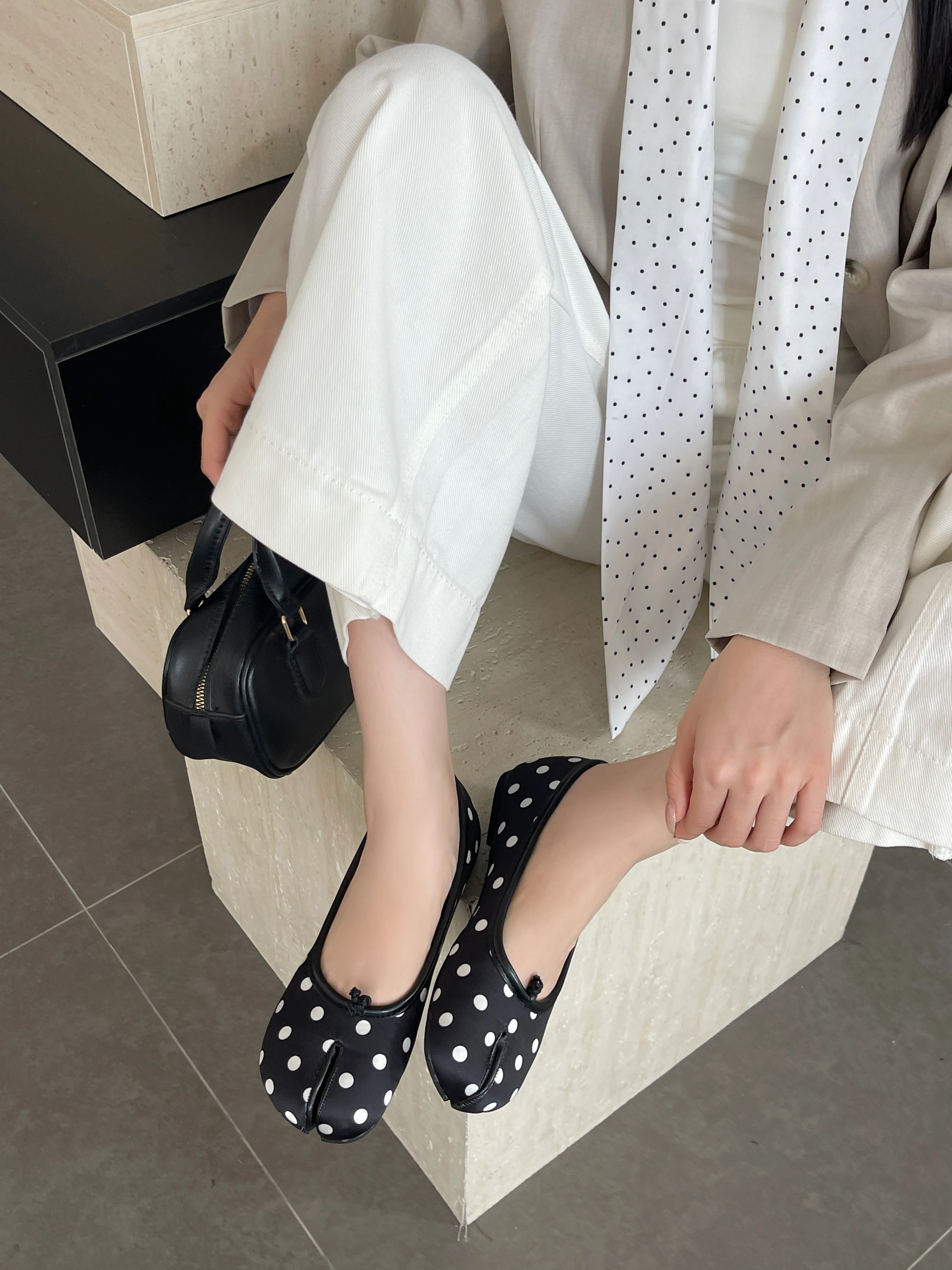 النساء الشقق تابي النينجا أحذية امرأة السيدات ستوكات الجلود مريح الشقق سبليت تو النعال لينة أسفل المتسكعون الصلبة موجز لا