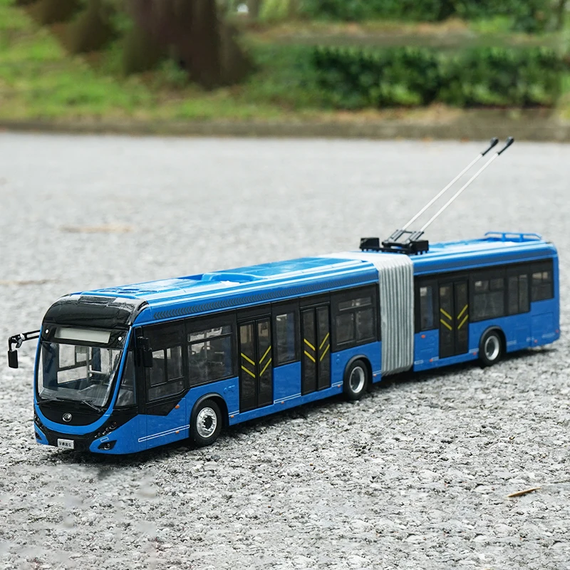 

1:42 Scale Yutong Bus Shuangyuan Trolleybus ZK5180C BRT Diecast Alloy Bus Model Collectible Gift