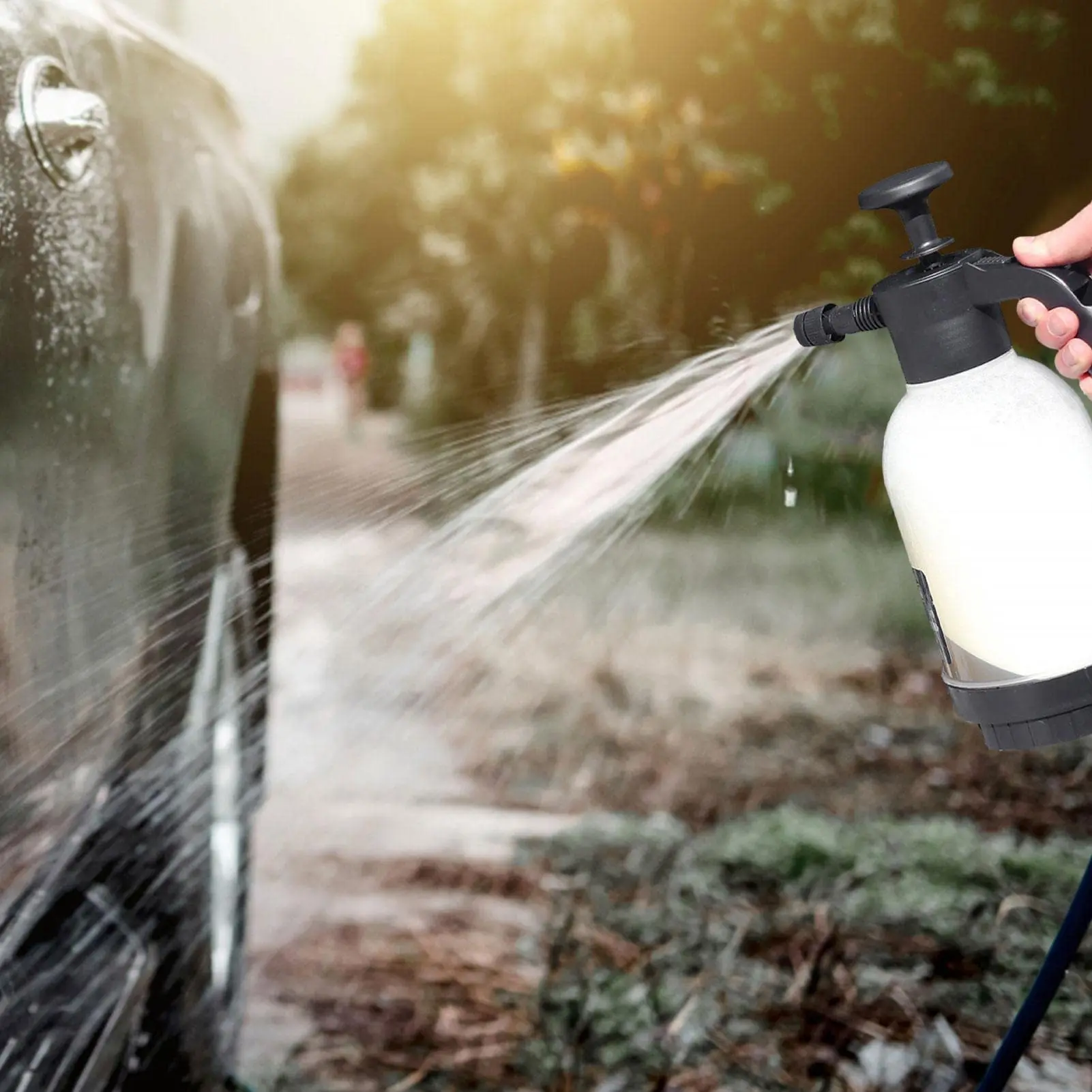 2L Foam Sprayer Car Wash Hand-held Foam Watering Can Air Pressure Sprayer Plastic Disinfection Water Bottle Car Cleaning Tools