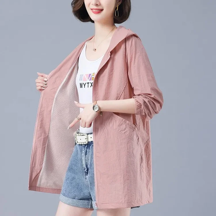 Women's Jacket Image 2