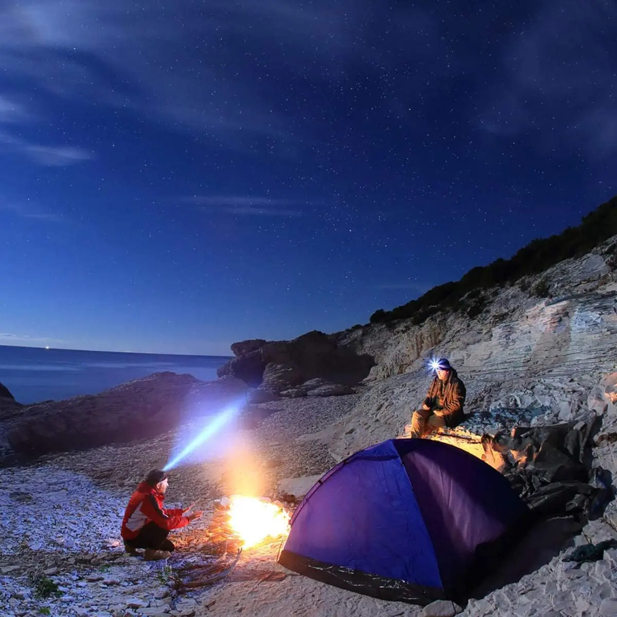 Outdoor Windproof and Warm Knitted Hat Headlamp Outdoor Sports Knitted Head Light Men Women LED Hat Flashlight Headlight Gift
