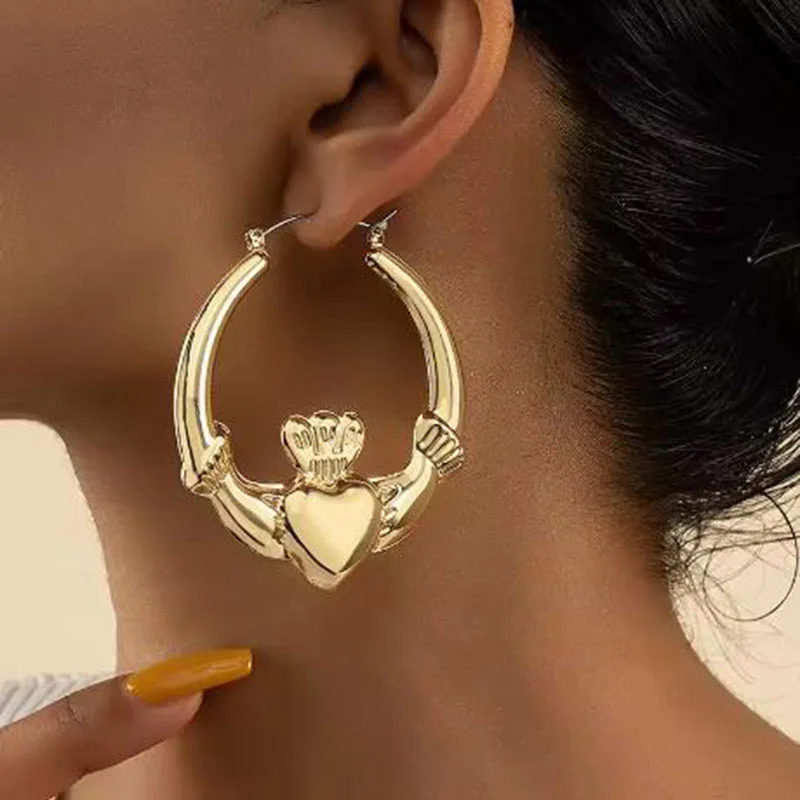 New Big Chunky Claddagh Hoop Earrings for Women Cute Statement Strong Heart Earrings Valentine Day Jewelry Gift 2
