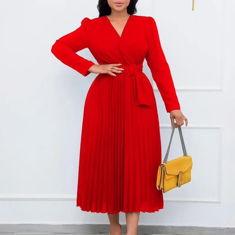 Рисунок 3 - Женское свободное платье средней длины