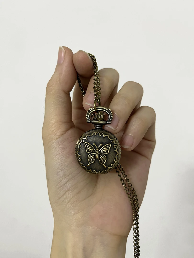 Vintage Small Dial Quartz Pocket Watch for Men Women Flower Butterfly Engraved Case Fob Chain Pendant Necklace Clock for Gifts