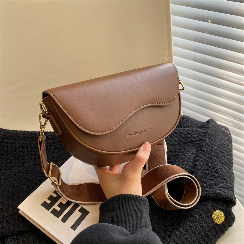 

Vintage Handbags Brand Women Bags Simple Irregular Shoulder Bag Ladies Wide Shoulder Strap Designer Flap Crossbody Bags Female