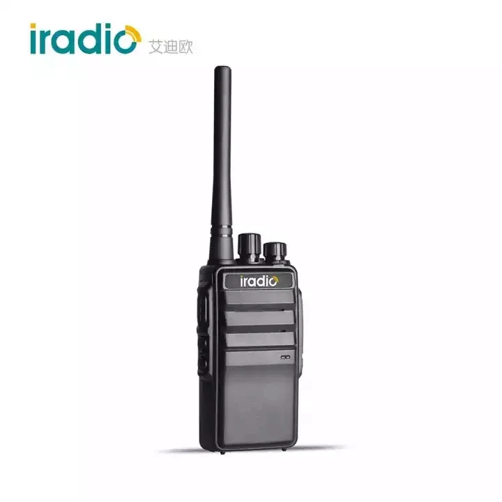 Рисунок 2 - Портативная двухсторонняя радиостанция