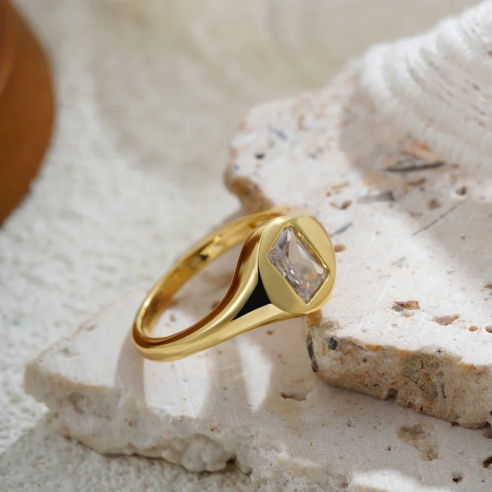 Sparkle Square Crystal Round Circle Engagement Wedding Ring for Women Indie 18K Gold Plated CZ Zircon Rings Jewellery Anillos