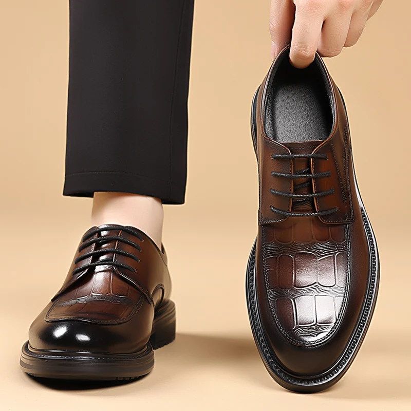 أحذية مكتب أكسفورد للرجال على الموضة عالية الجودة كاجوال من الجلد بمقدمة مستديرة مصممة للأعمال أحذية مشي خارجية