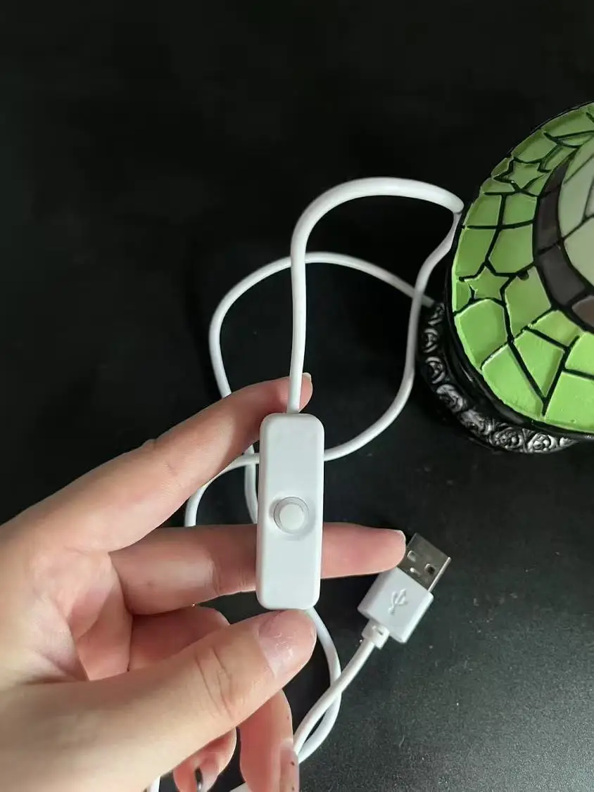 스테인드 글라스 마녀 모자 램프 USB 전원 크리 에이 티브 테이블 램프 거실 홈 침실 장식 할로윈을위한 야간 조명