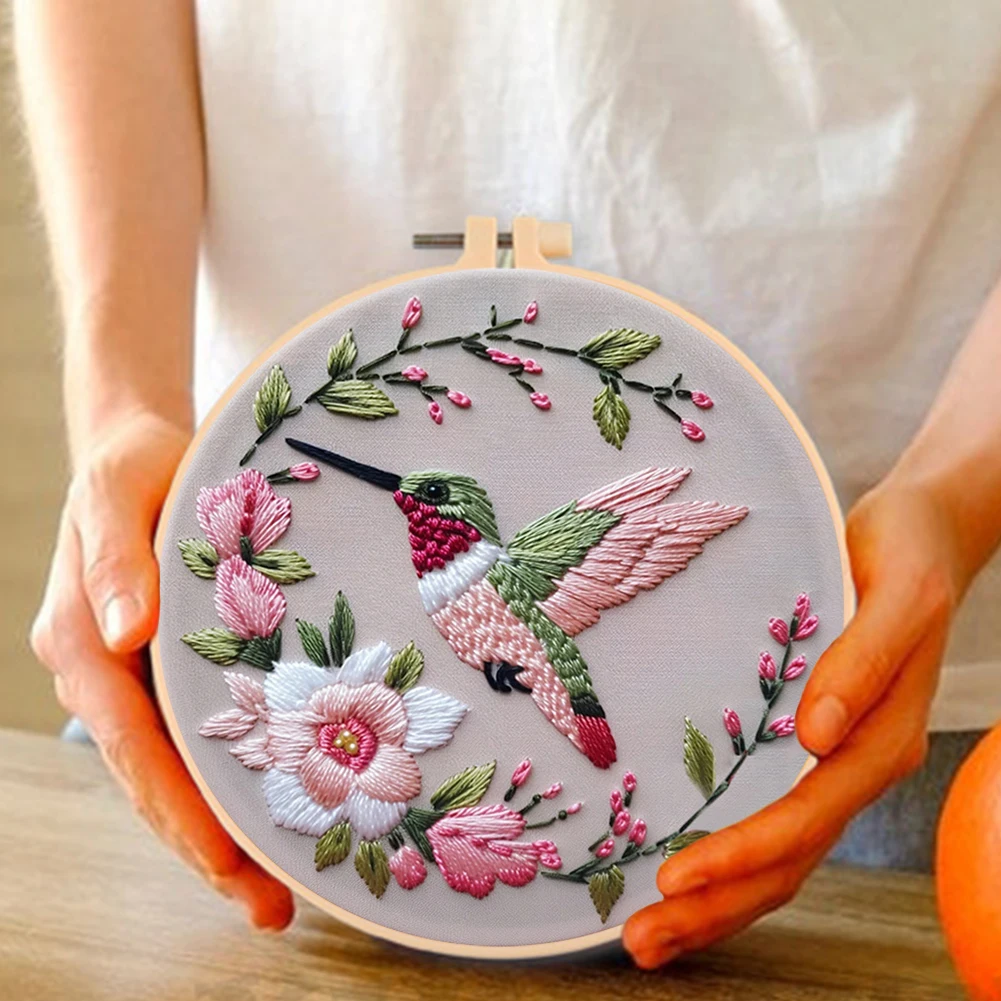Cute Animal Needlework Embroidery Kit with Pattern Cotton Threads Needles Hoop Handmade Sewing Art Craft Kit for Home Decor