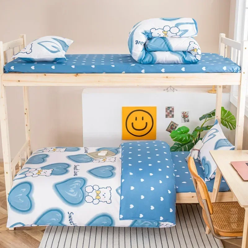 

2023 Aloe Vera Quilt Cove 3-piece Bunk Beds for Students During the First Semester Cartoon Printed Bedding Multicoloured Duvet