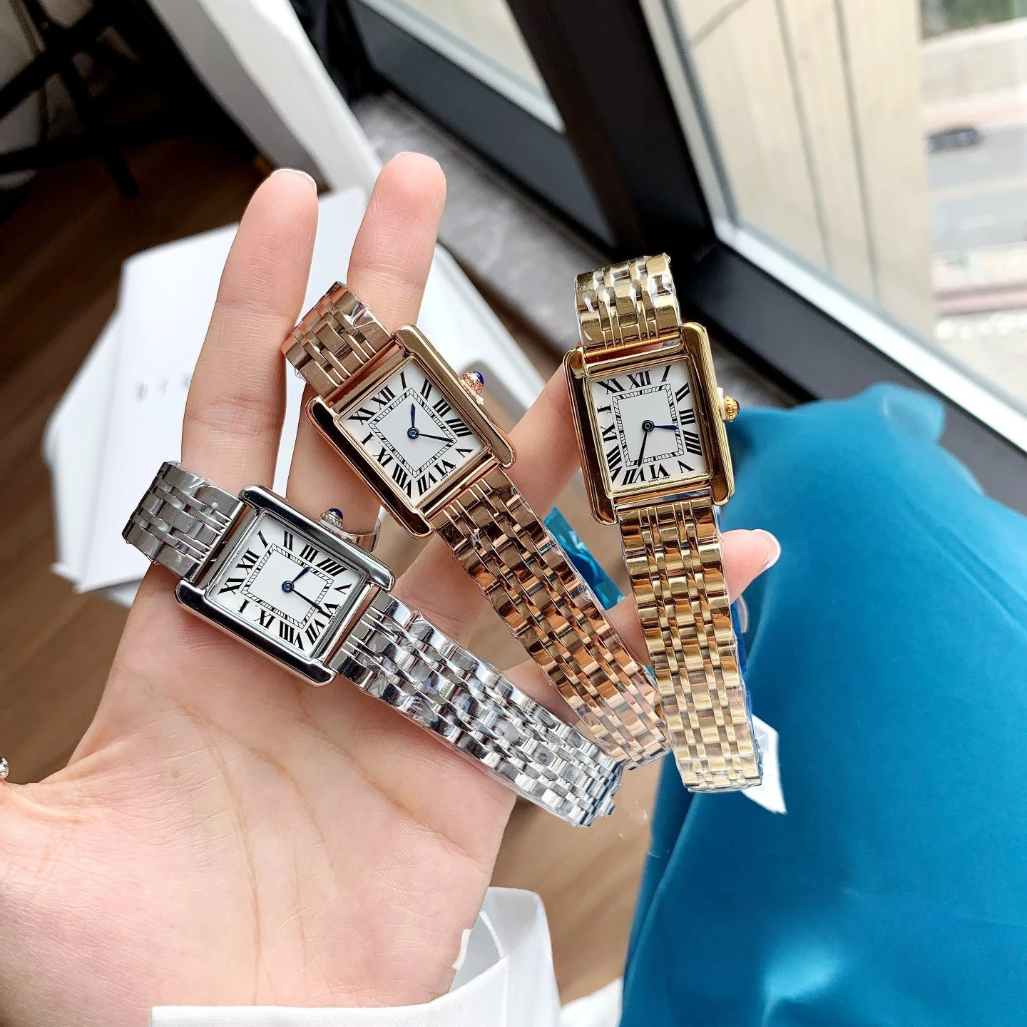 

2023 Most Popular Tank Series Square Quartz Women's Watch Diamond 26mm Diameter
