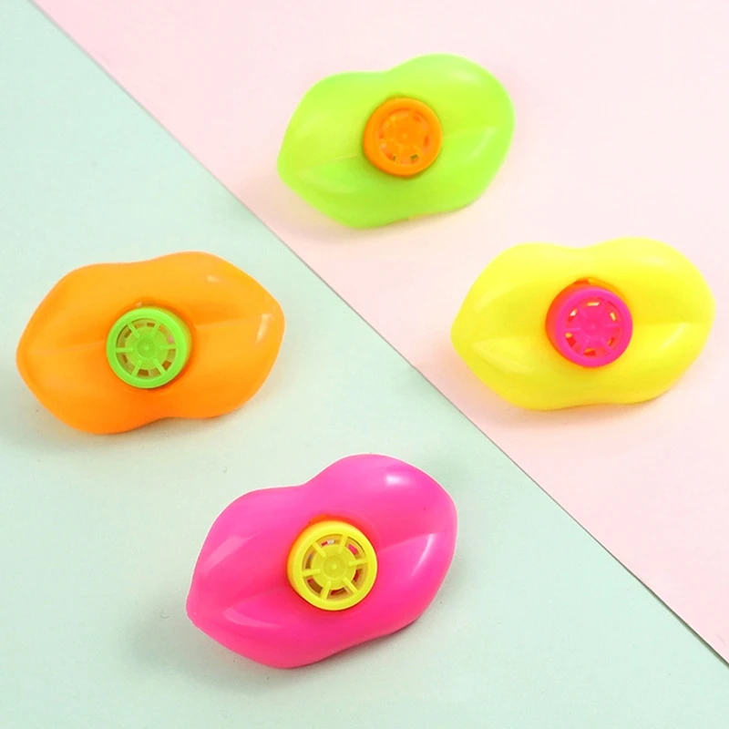 

5pcs/bag Mouth Lip Whistle Christmas Toy Decoration Funny Game Prize Plastic Whistle Party Toys Lucky Loot Whistle Lip Shape