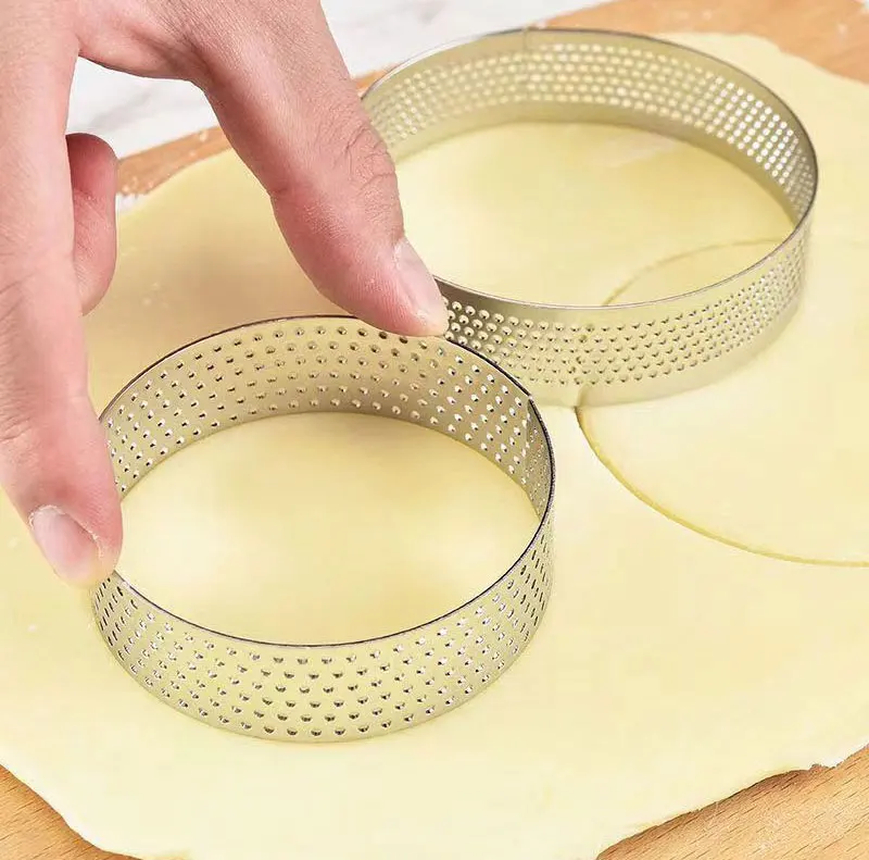 Edelstahl Perforierter Nahtloser Tortenring Quiche-Ring Tarteform Kuchenform Nahtloses Backzubehör Keksausstecher – Detail 9
