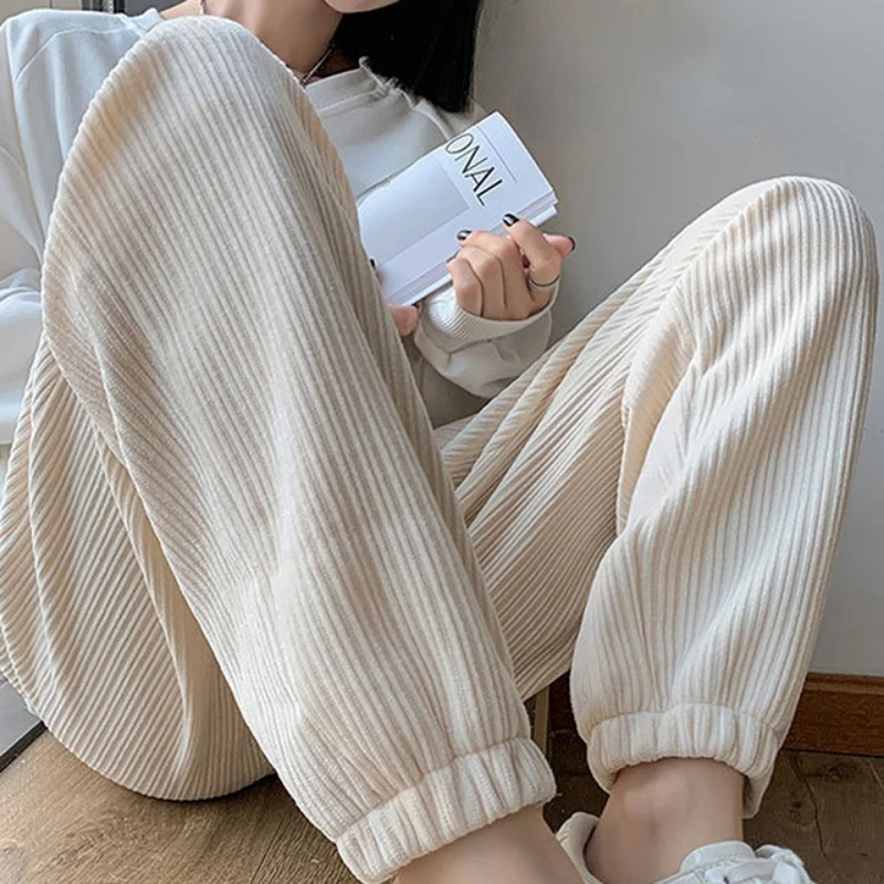 Women Warm Winter Plush Thick Cashmere Corduroy Pants Female Casual Korean Style Sweatpants Loose Harem Long Trousers Joggers vimly high waisted women s denim pants 2023 autumn new in casual harem jeans straight loose woman trousers female clothing 72197