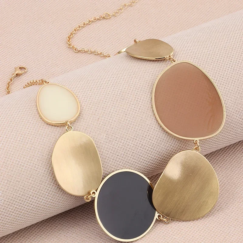 Boho Metal Disc Pendant Choker Necklace For Girls Golden Chains