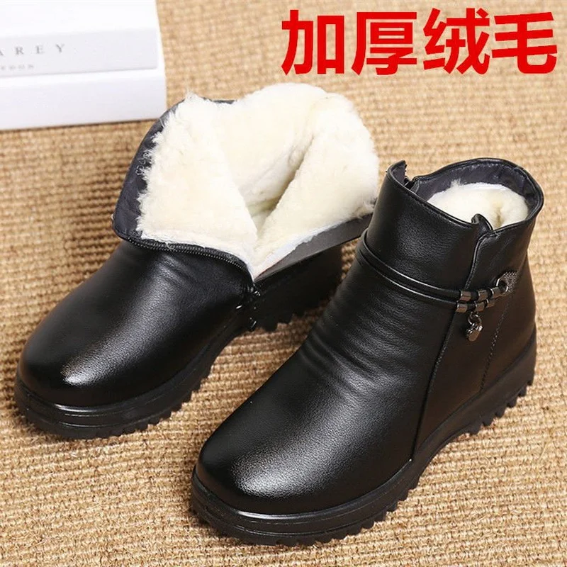 Cold Resistance -30℃ Women Snow Boots With Thick Plush Female Antiskid Winter Leather Shoes Size 35-40