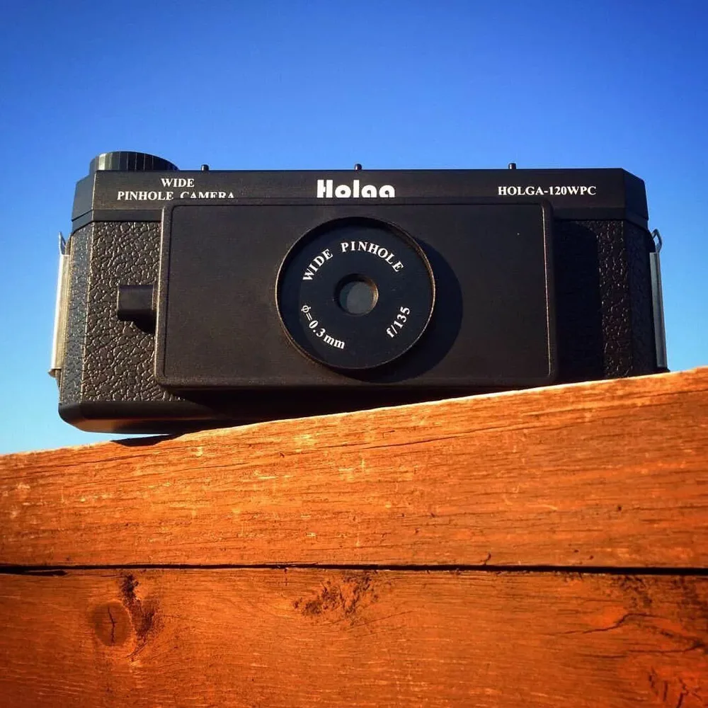 HOLGA 120WPC Retro 120 Film Camera Pinhole Small Hole Wide Angle Micro Hole Wide Film Camera No Lens 120 Pinhole Wide FilmCamera