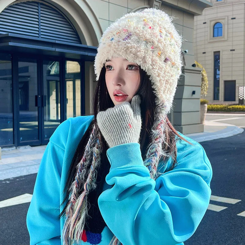 Winter Knitted Women's Hats Lock Temperature Warm Girls Caps Skin-friendly Soft Big Head Woolen Beanie Clothing Accessories