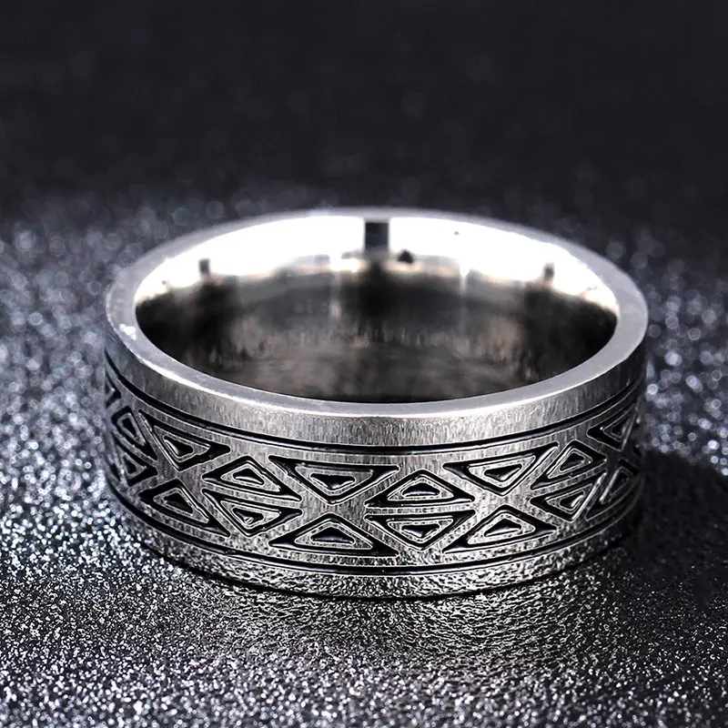 MOREDEAR 8MM Titanium Rings for Men and Women Birthday Gift triangular pattern discredit Ring 