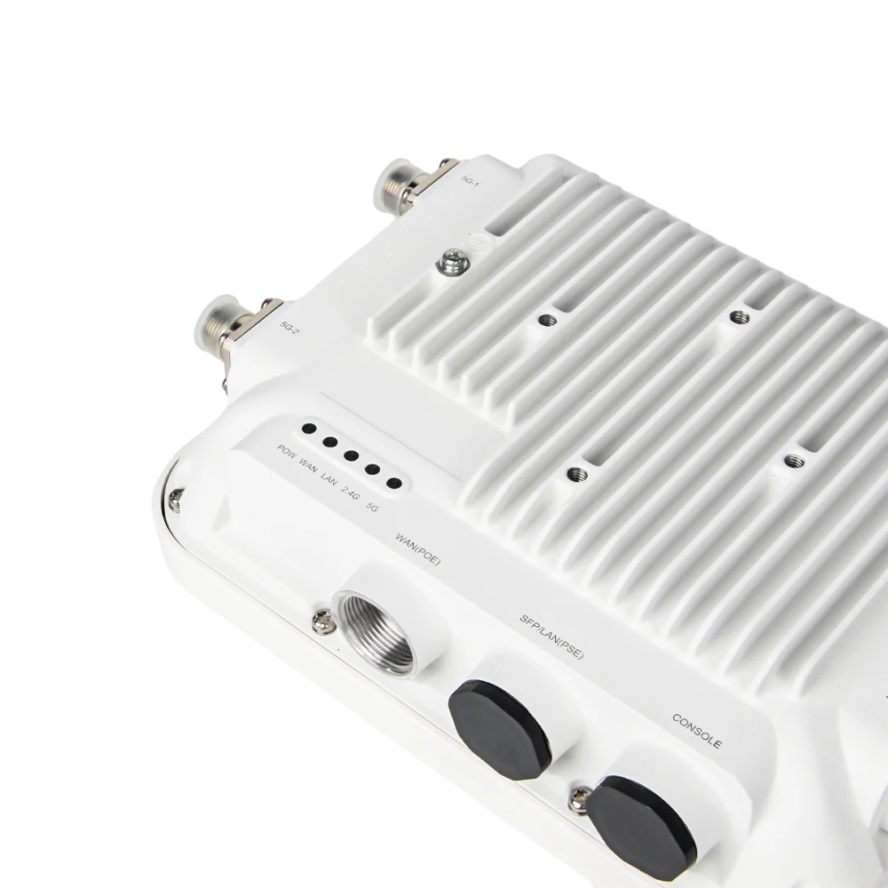 IPQ5312 QCN6402+QCN6402 tri band WiFi7 Outdoor Access Point PoE 2.4GHz+5GHz+5GHz
